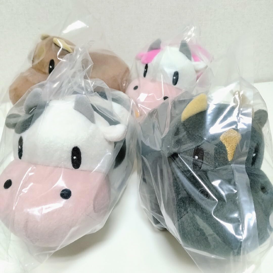 Amazon.co.jp: 牧場物語 ウシさんぬいぐるみ 全4種 タグ付き : おもちゃ
