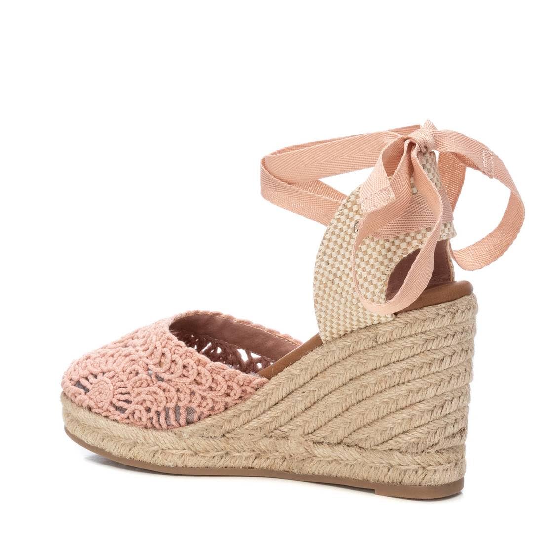 XTI - Sandalias con Cuña Mujer - Calzado Cómodo y Versátil - Moda casual