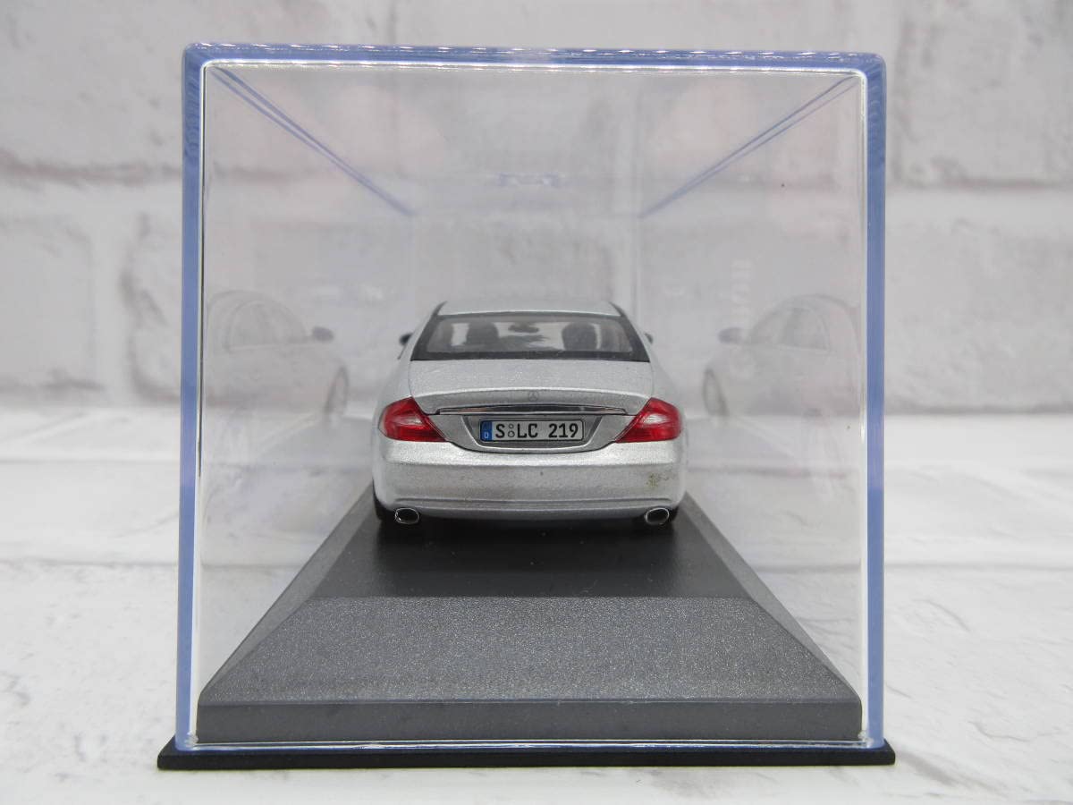 1/43 ベンツ　ディーラー正規モデル　ミニカー　Bクラス AMG　シルバー 1/43 ベンツディーラー正規モデルミニカーBクラス AMGシルバー