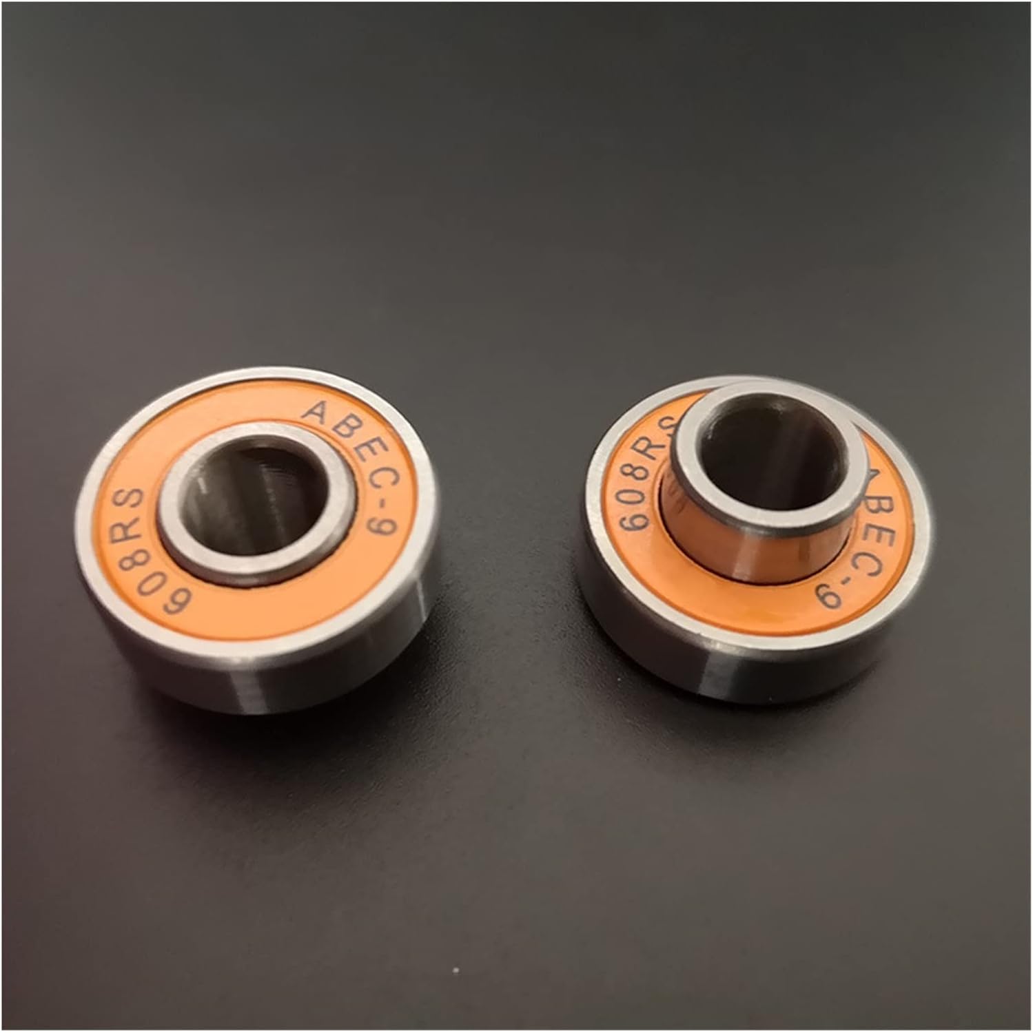 Bearings 16pcs 608RS Skateboard Roller Skates Drift Board Longboard Bearing ABEC-9 P5 Integral Shaft Bearings 8x22x12.6mm