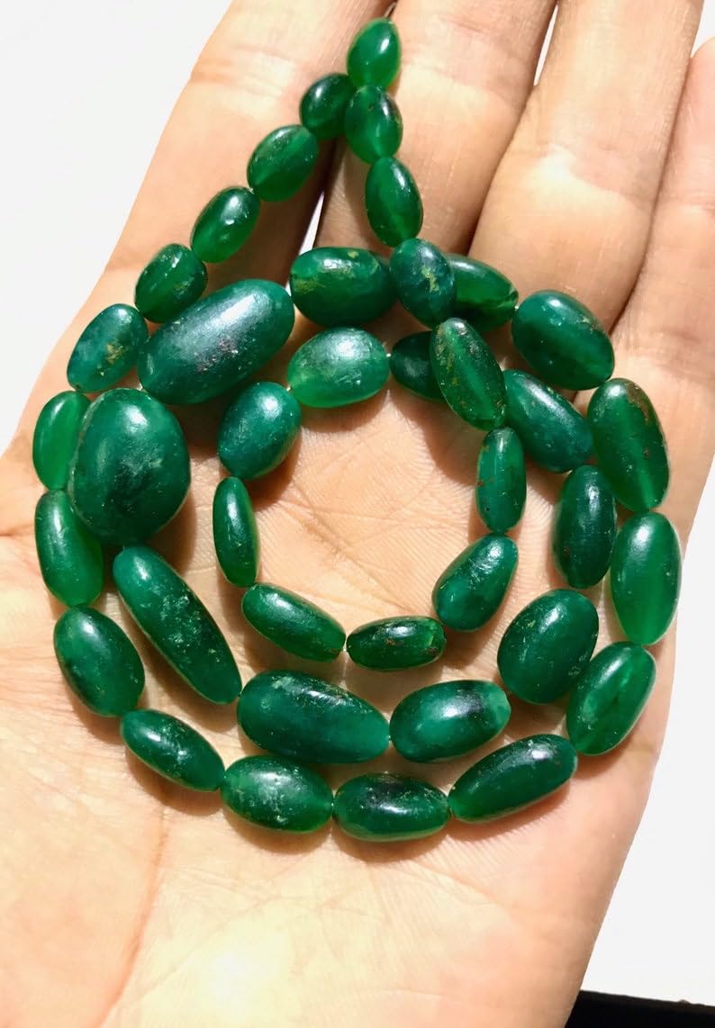Perles en émeraude naturelle de qualité gemme pour la haute joaillerie créative
