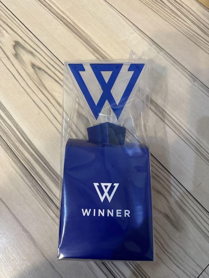 Amazon.co.jp: WINNER ペンライト 青 F : おもちゃ
