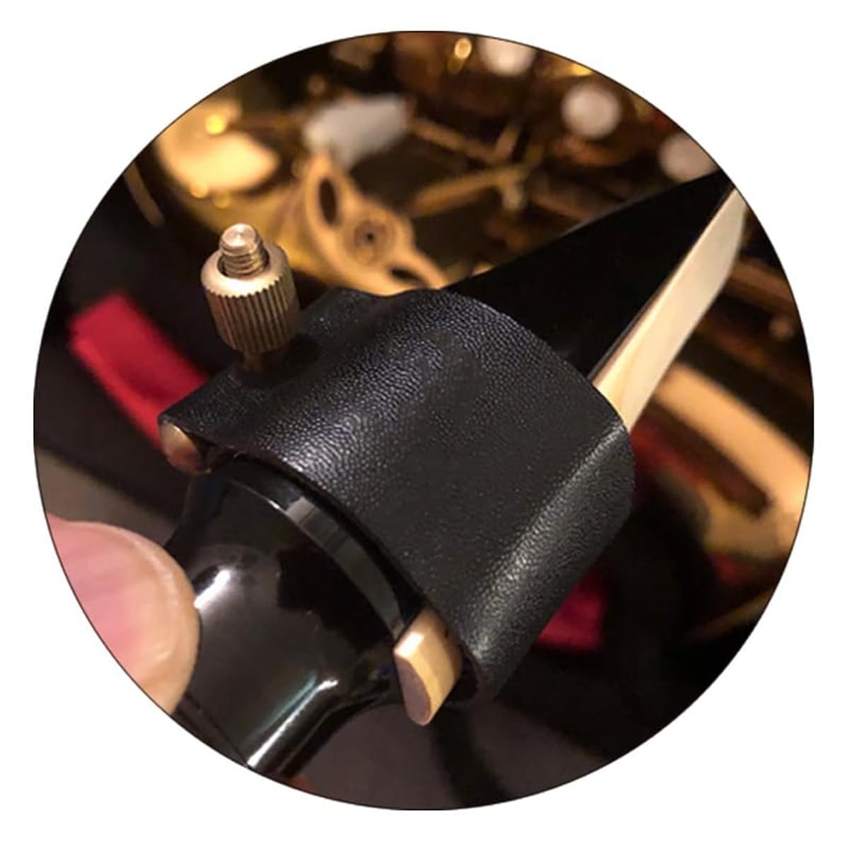 Embout de bec de saxophone alto Ligature de saxophone alto en cuir avec embout de bec en plastique pour saxophone saxophone (alto)