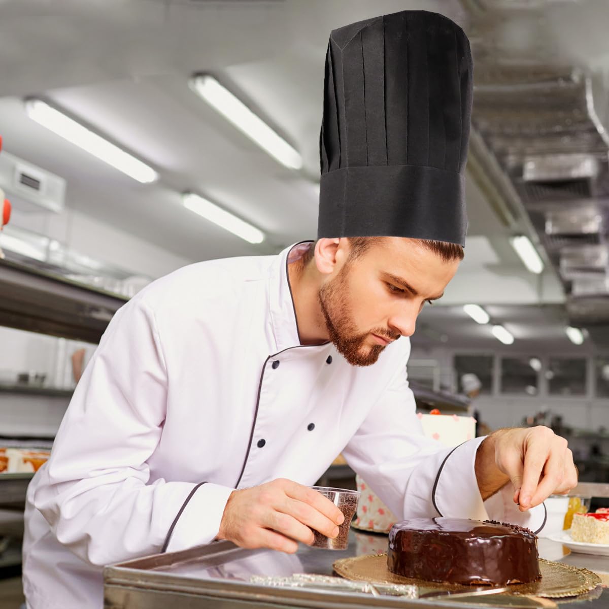 Uonlytech 20 Gorros de Chef Desechables de Papel Negro, Amigables Piel, Ideales para Escuelas de Catering y Cocineros Profesionales