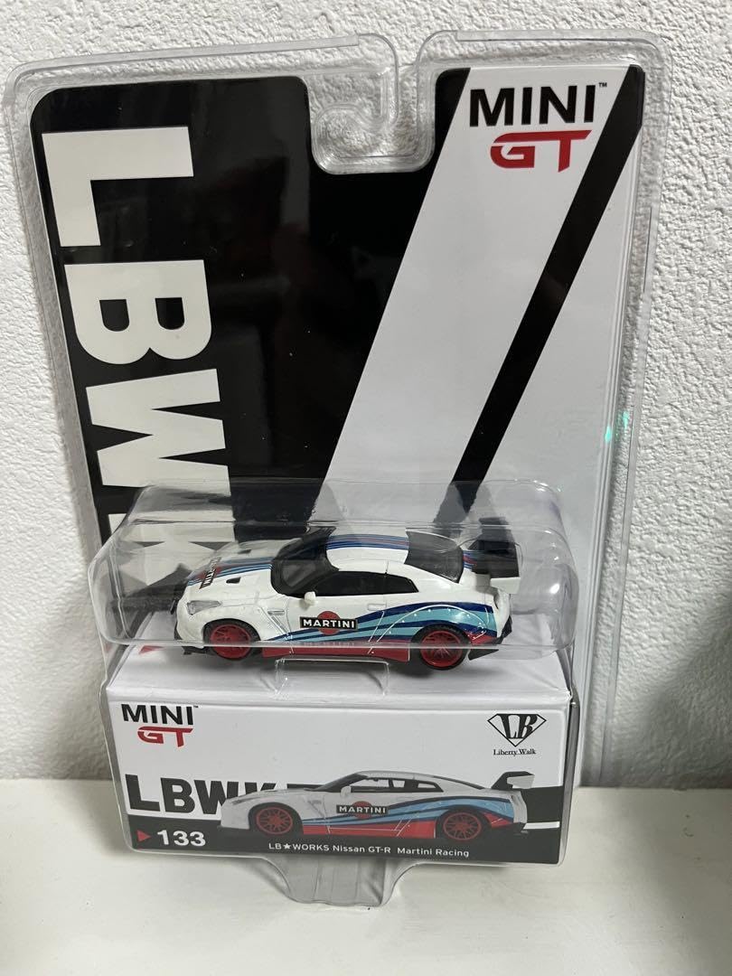 MiNiGT リバティーウォーク　GTR Martini Racing MINI GT 133 LB WORKS Nissan GT-R (R35) Martini Racing Type 1