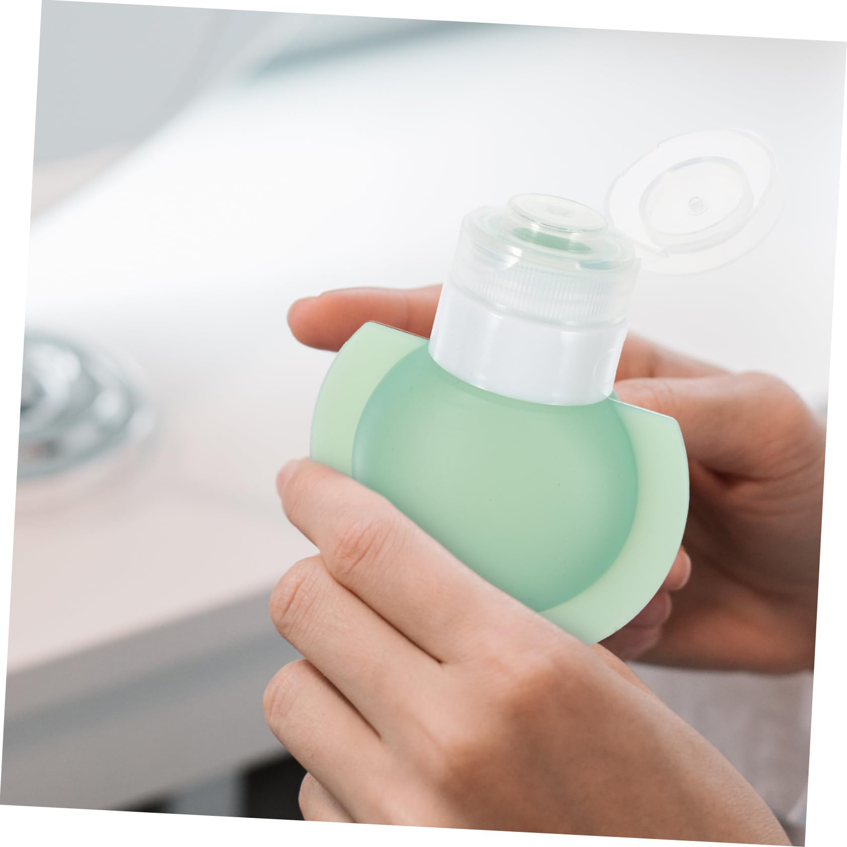 BESTYASH 5 Set Bottiglie Viaggio Silicone Ricaricabili Contenitori Per Shampoo E Lozioni Impermeabili E Compatti Per Cosmetici E Toiletries Viaggio 3 Pezzi*5