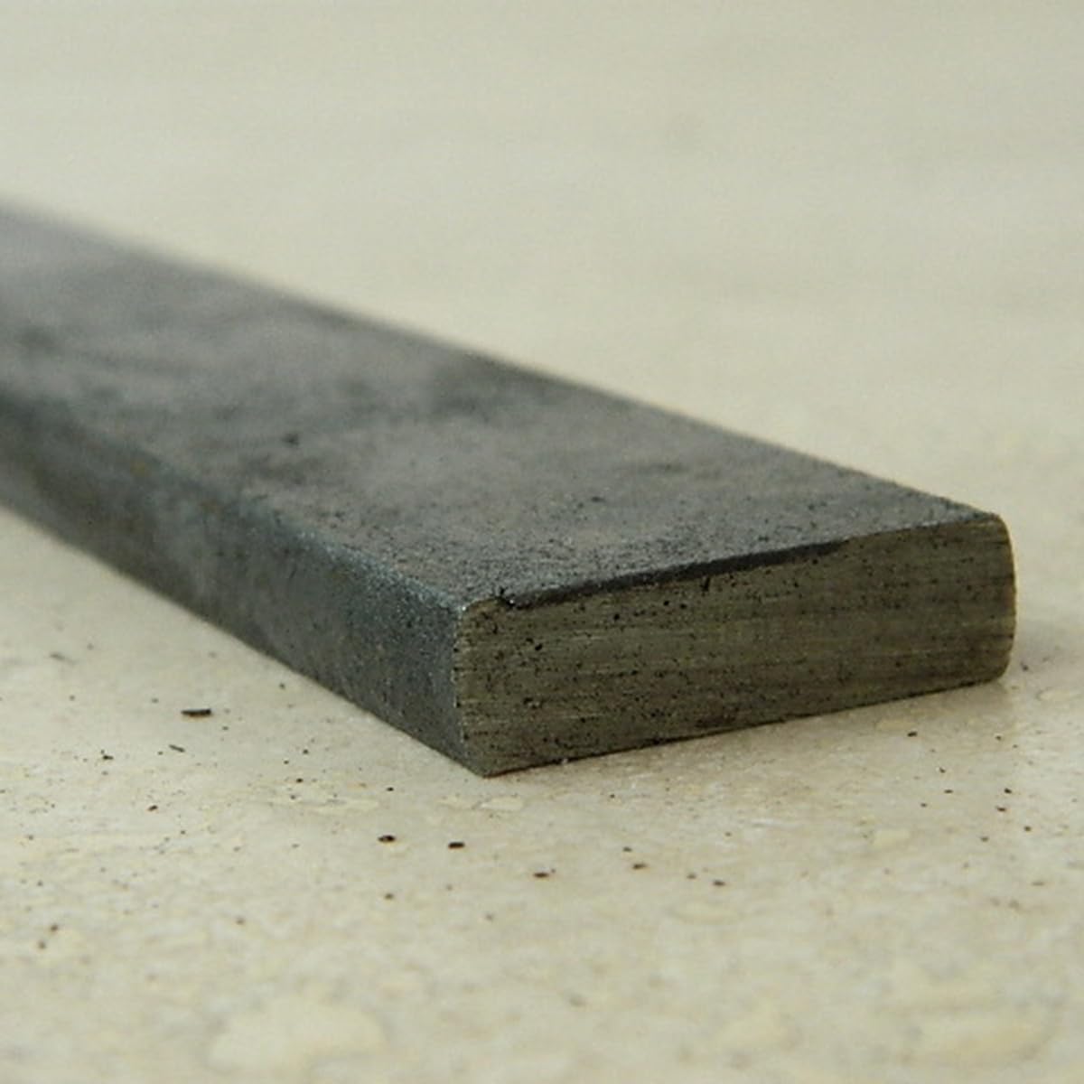 Barra piatta in ferro mis. 80x5x1000 mm Set da 2 pezzi Made in Italy