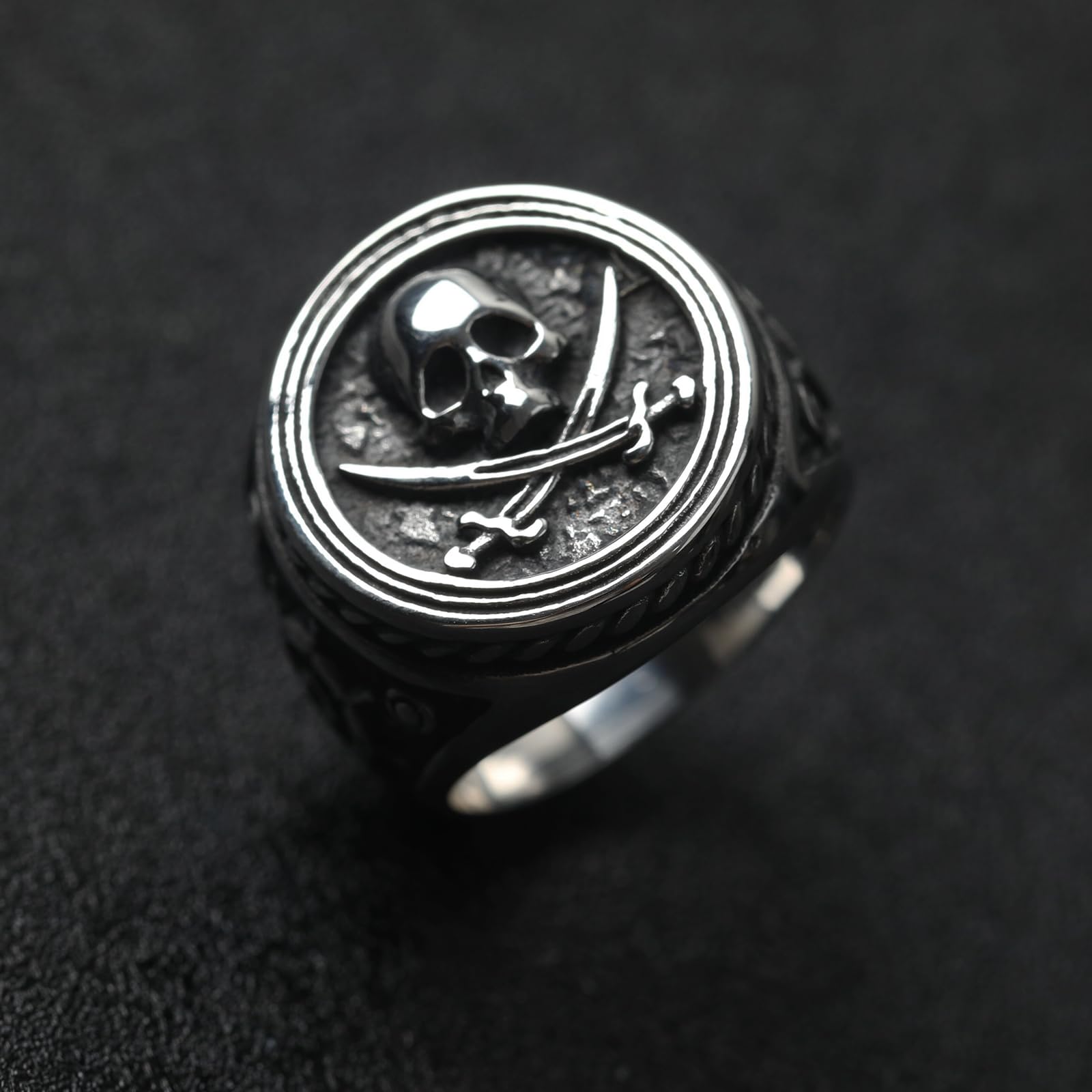 VELESAY Anello Uomo Acciaio Inossidabile Anelli Vintage Gotico Teschio Cranio Anello Chevalier Uomo Teschio Anello Donna Teschio Rock Biker Punk Anello Hip Hop Skull Halloween Anello