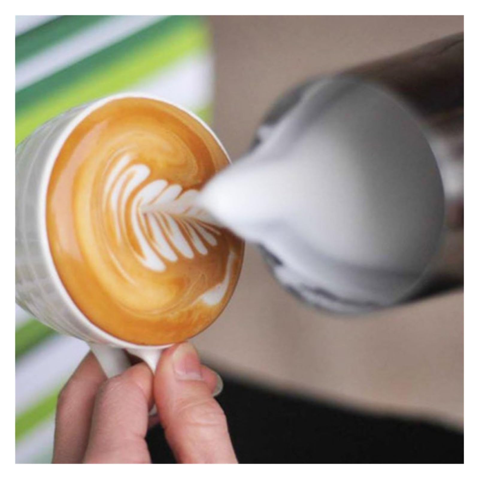 150/350/600/1000 ml Milchaufschäumkrug Kaffeemilchaufschäumkrug Latte Art Milchaufschäumkrug Edelstahl Messkrug Milchkanne Kaffeezubehör(600ML)