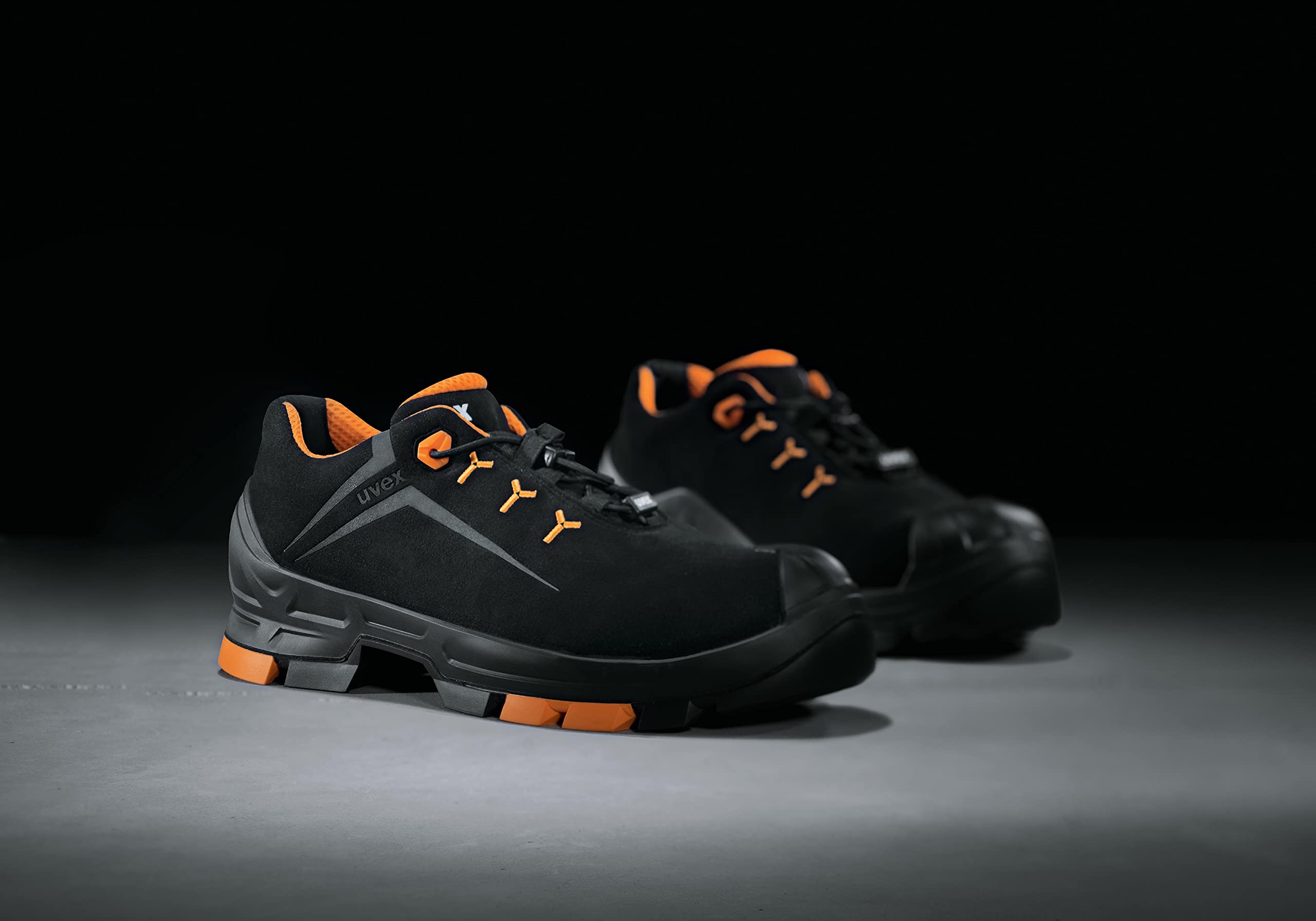 Uvex 2 Halbschuh, Sicherheitsschuhe S3 SRC, Arbeitsschuhe für Damen & Herren, Schwarz/Orange, Weite 10/Schmal