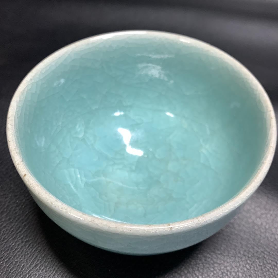 Amazon.co.jp: 鍋島青磁 青磁茶碗 小笠原長春 氏作 鍋島青磁茶碗