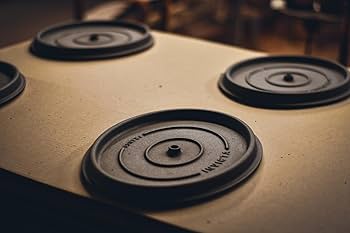 インヴィクタ INVICTA 鋳物ホーロー鍋 ラウンド キャセロール Amazon.co.jp: インヴィクタ INVICTA 鋳物ホーロー鍋 20cm IH