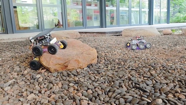 Amazon | SunFounder GalaxyRVR 火星探査ローバー STEMキット Arduino