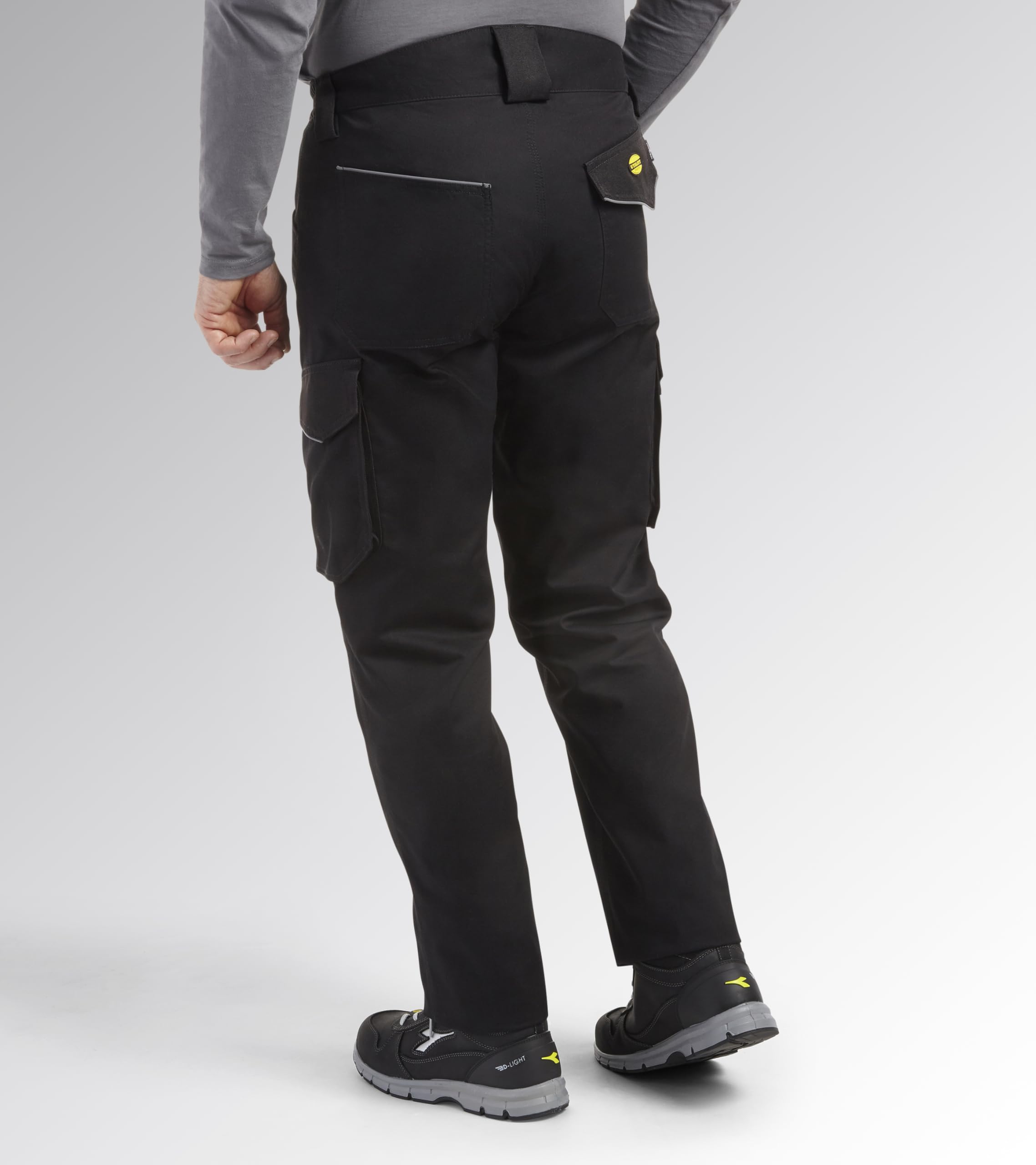 UTILITY DIADORA Pant Staff Cargo Pantalón para Hombre