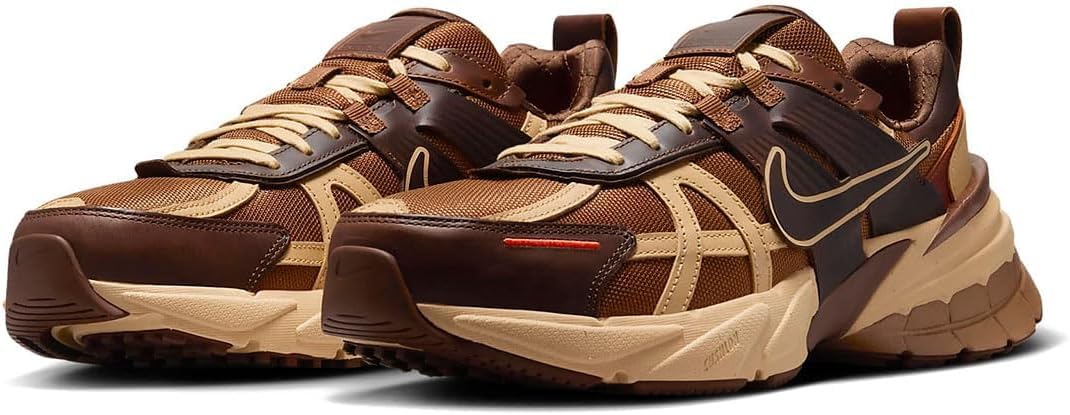 Amazon | [ナイキ] V2K ラン V2K RUN ライトブリティッシュタン/セサミ