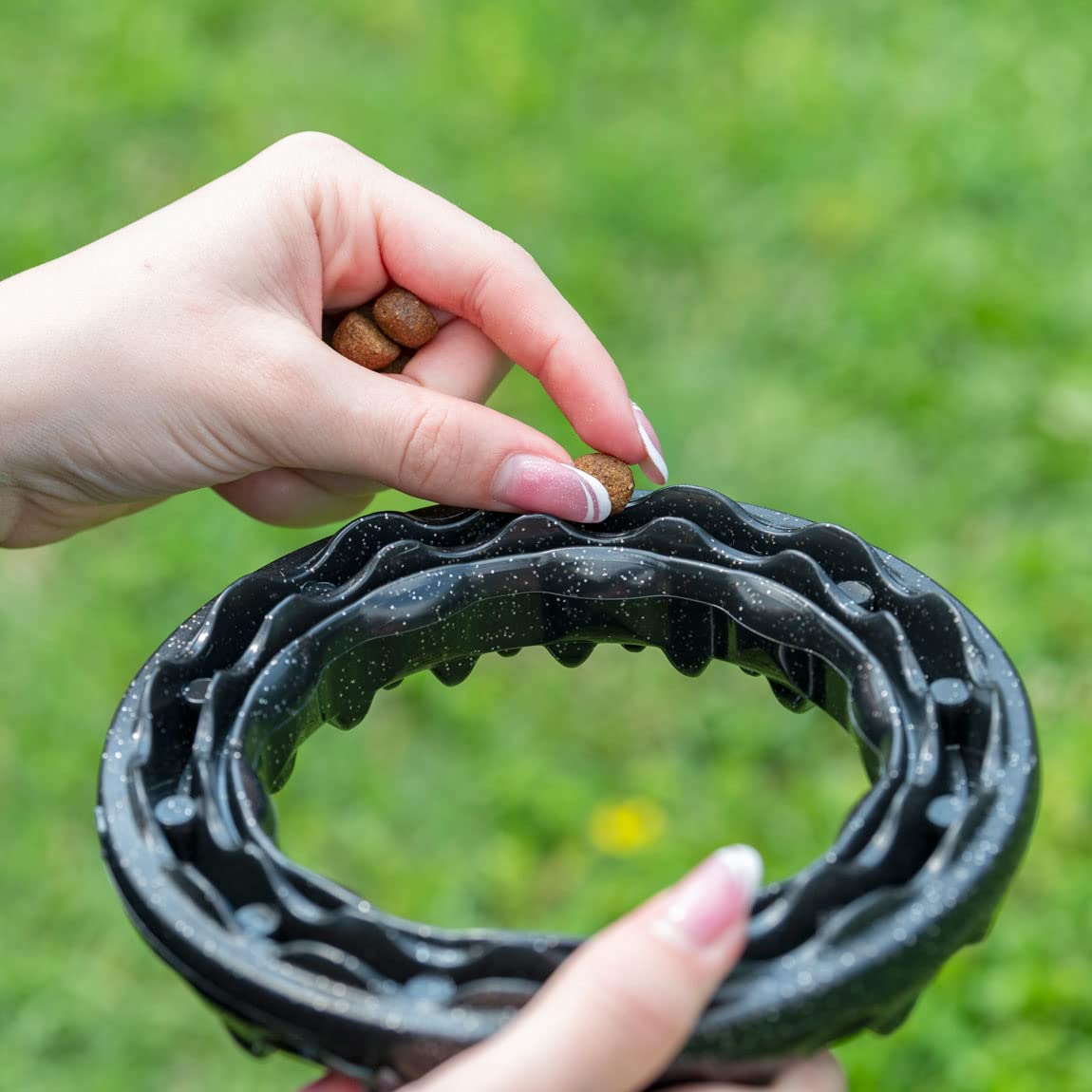 Gioco Per Cane Anello Dispenser Ferplast - Per Crocchette, Igiene Dentale - Taglia Media, Rosso - Foto 12