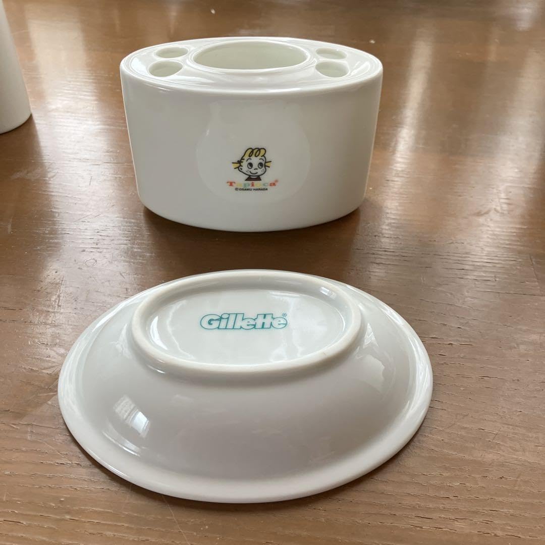 希少、オサム　タピオカシリーズ✖️ジレットコラボ　ノベルティ洗面用品　陶器製 Amazon.co.jp: 、オサム タピオカシリーズジレットコラボ