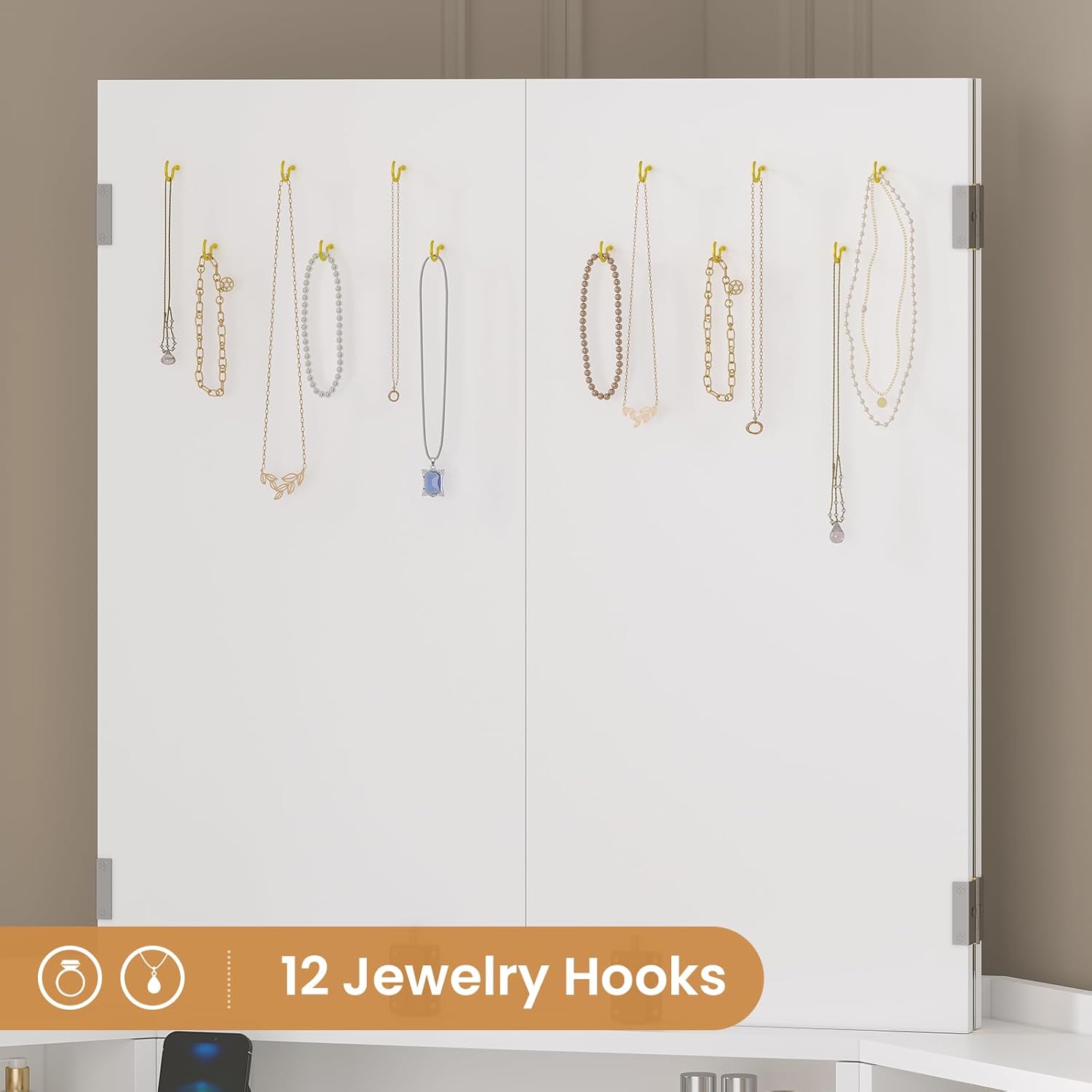 12 jewelry hooks located behind the side mirrors of the BTHFST vanity