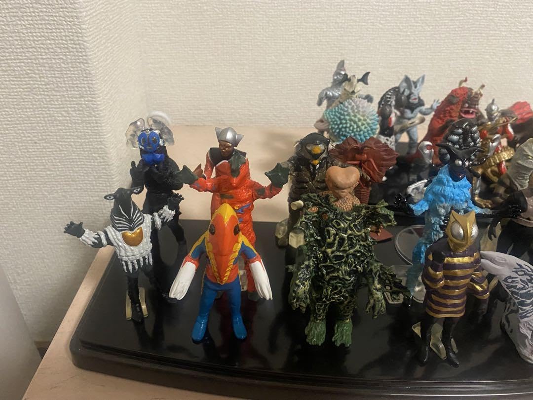 Amazon.co.jp: HG ウルトラセブン 宇宙人 星人 怪獣 セミ