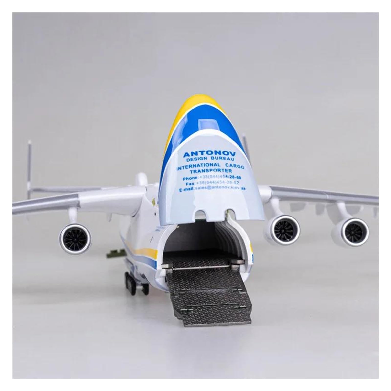 Amazon.co.jp: 航空機 アントノフ AN-225 AN225 Mriya 輸送航空機