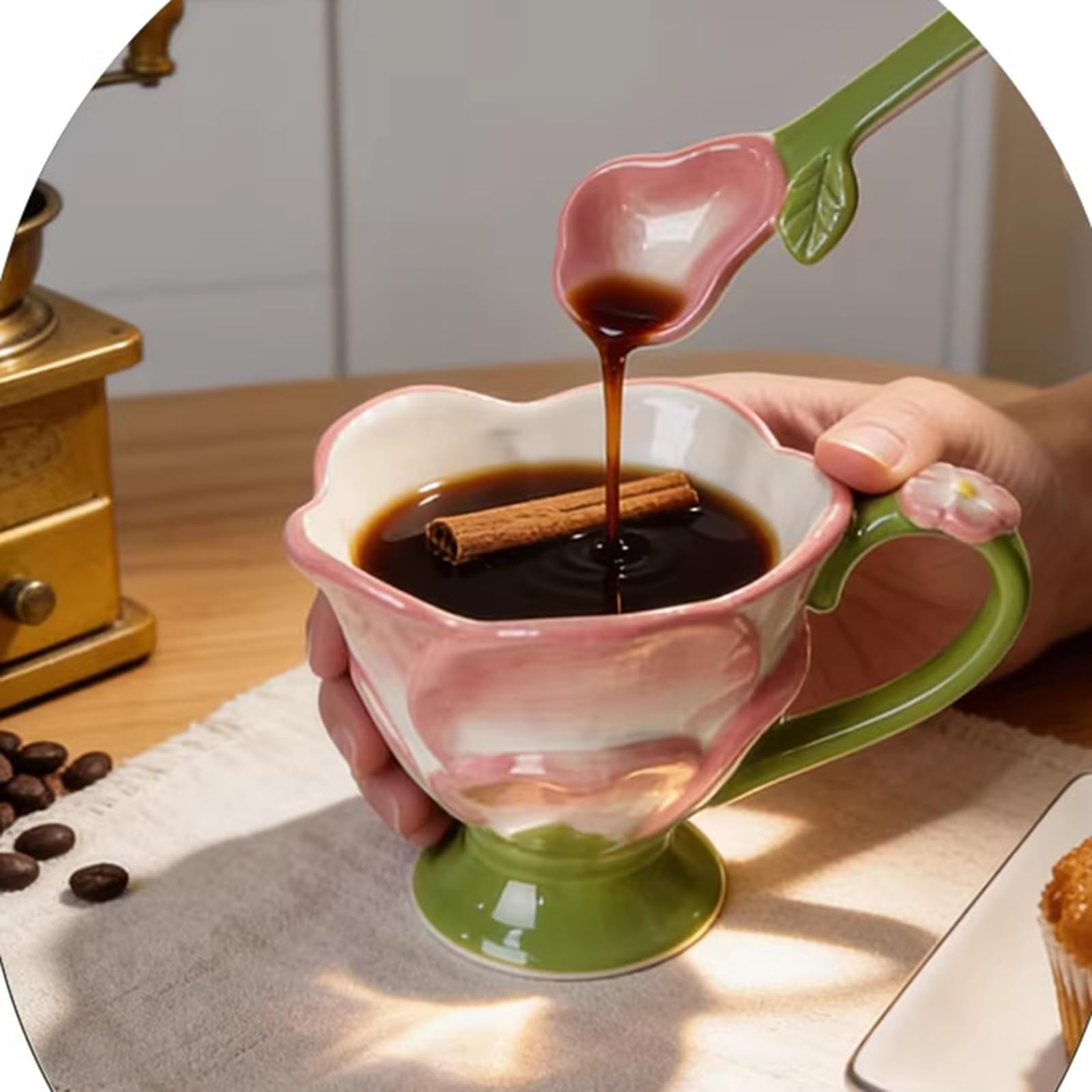 Zestaw ceramicznych filiżanek do herbaty kwiatowej | Codzienny zestaw do herbaty: ceramiczny kubek kwiatowy o pojemności 350 ml z łyżeczką