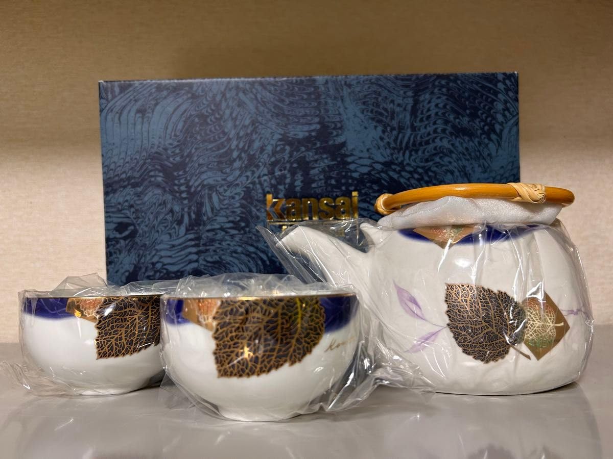 Amazon.co.jp: 山本寛斎 Kansai fine china 急須1 湯呑み5個 セット
