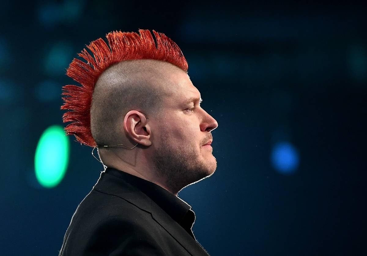 Hör auf mich, glaube mir, Augen zu - Vertraue mir