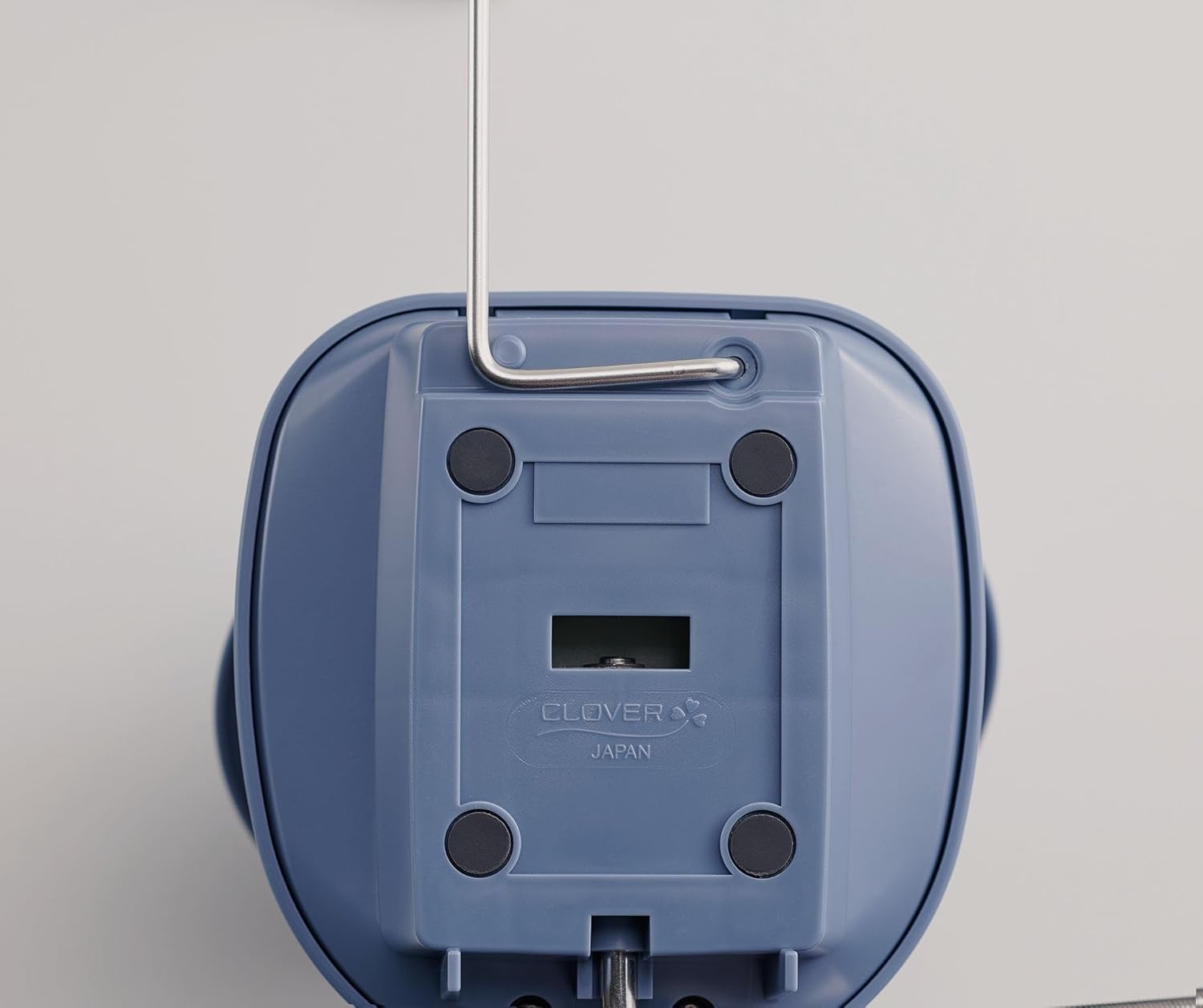 Clover Ball Yarn Winder