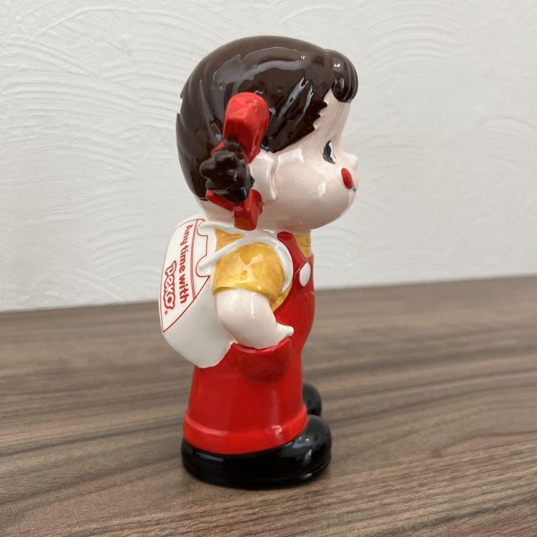 Amazon.co.jp: ペコちゃん 陶器 貯金箱 : おもちゃ