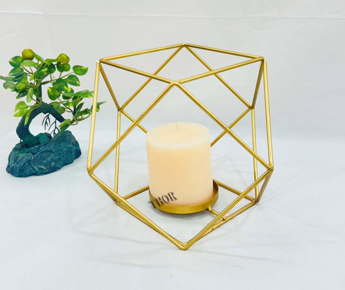 Metal Wire Iron Tealight Candle Holders for Tables Decor Living Room, Weading, Party, Porch, Yard, Gardan Beach Decorations Gold Geometric Shape Holders (Gold)