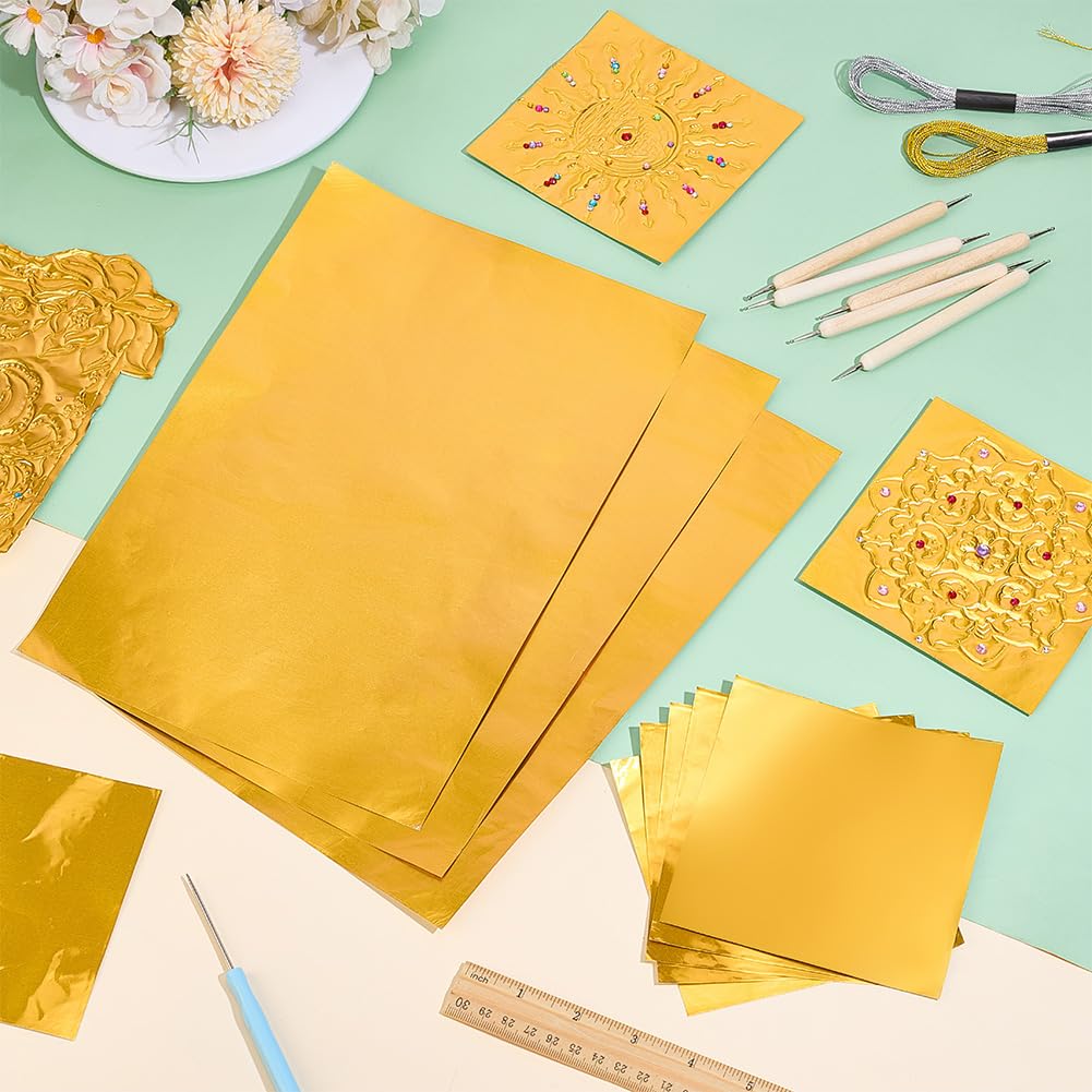 UNICRAFTALE 15 hojas de papel de aluminio dorado para grabar en relieve de 0,2 mm de grosor, kit de grabado en relieve con 5 herramientas de mango de madera, alambre de metal, diamantes de imitación