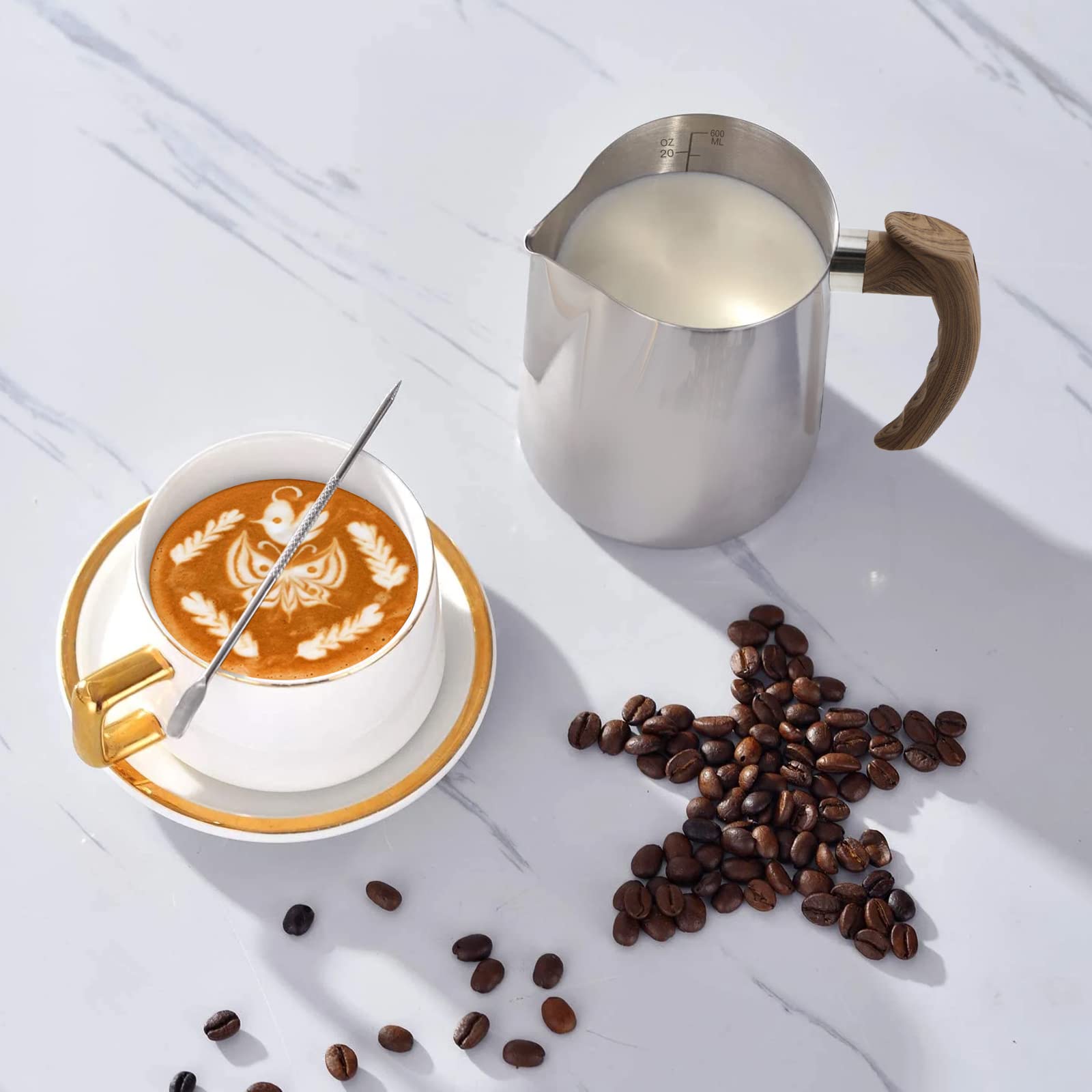 Jarra de acero inoxidable para espumar leche – 20 onzas (600 ml), jarra de vapor espresso con mango antiquemaduras para café, capuchino, arte con leche