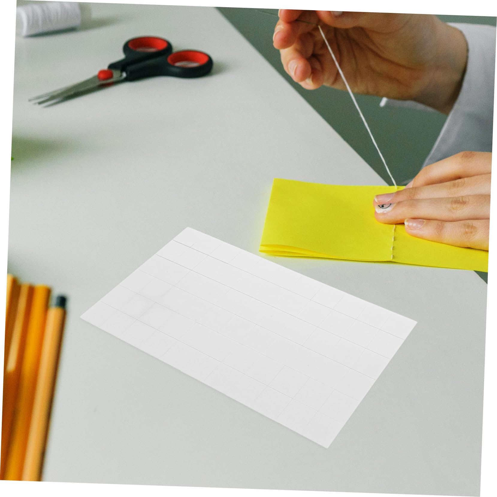 Healvian 25blätter Schaumstoff Doppelklebepads Selbstklebende Schaumstoffquadrate Für Bastelarbeiten Scrapbooking Bürobedarf Und -projekte Vielseitig Einsetzbar Und