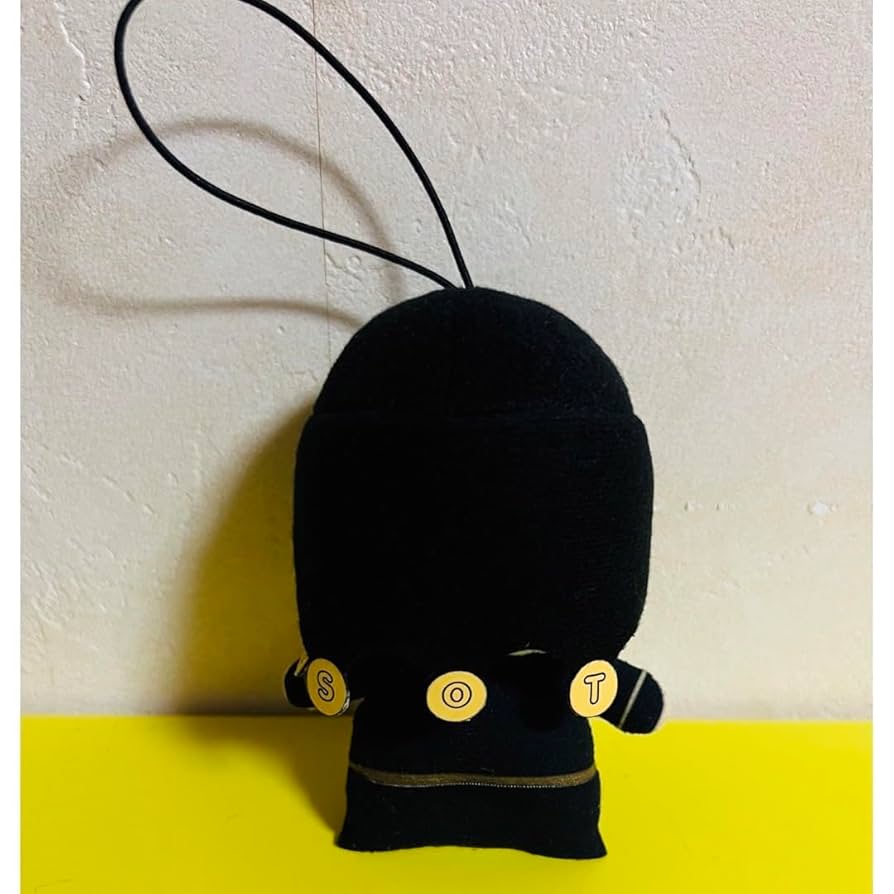 ジョジョ　ちみっともぬい　リゾット・ネエロ Amazon.co.jp: ジョジョの奇妙な冒険 黄金の風 ちみっともぬい