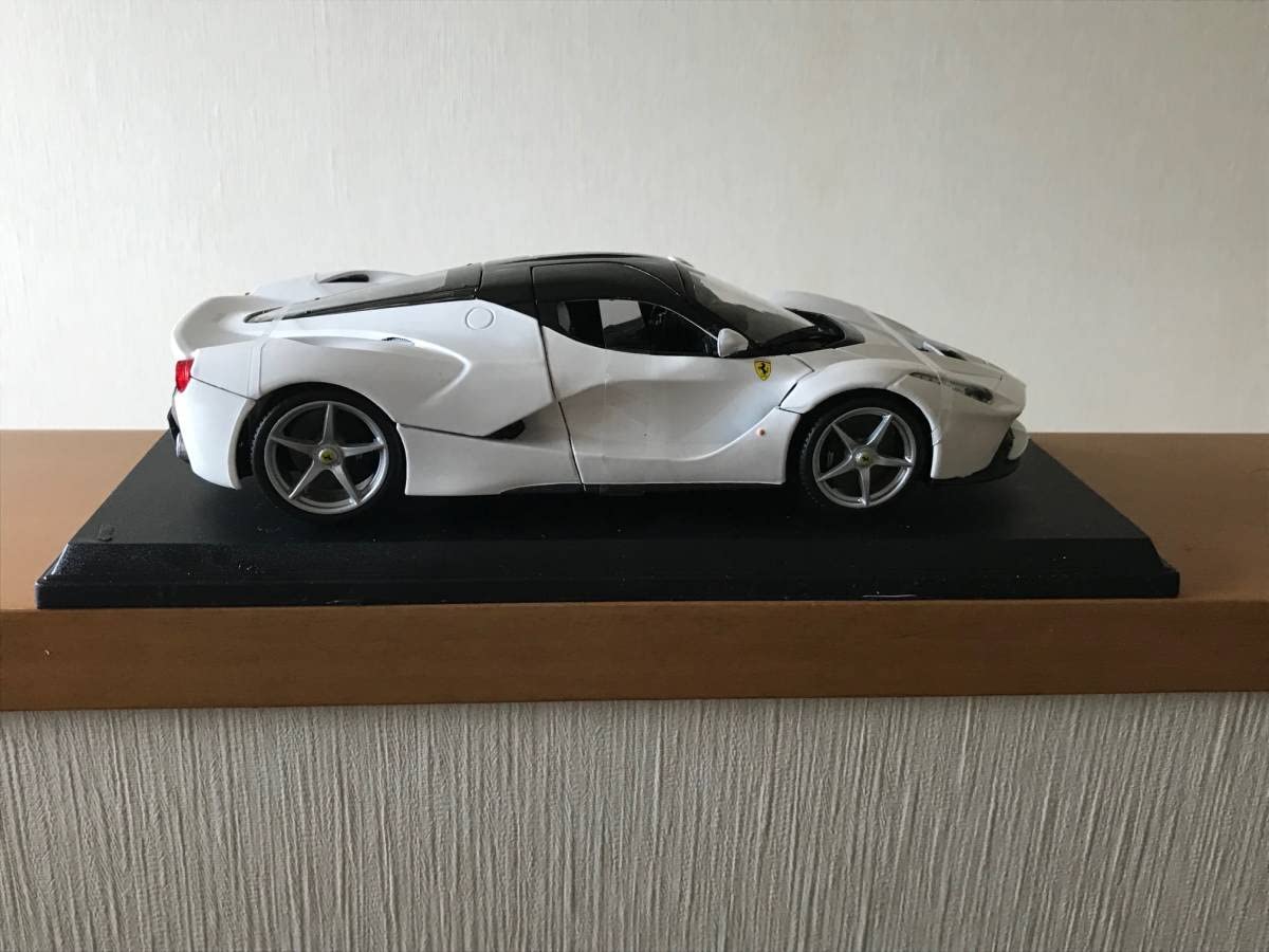 LaFerrari ホワイトモデル マイスト 1/18 Maisto 1:18 Scale Special Edition Diecast Model Car