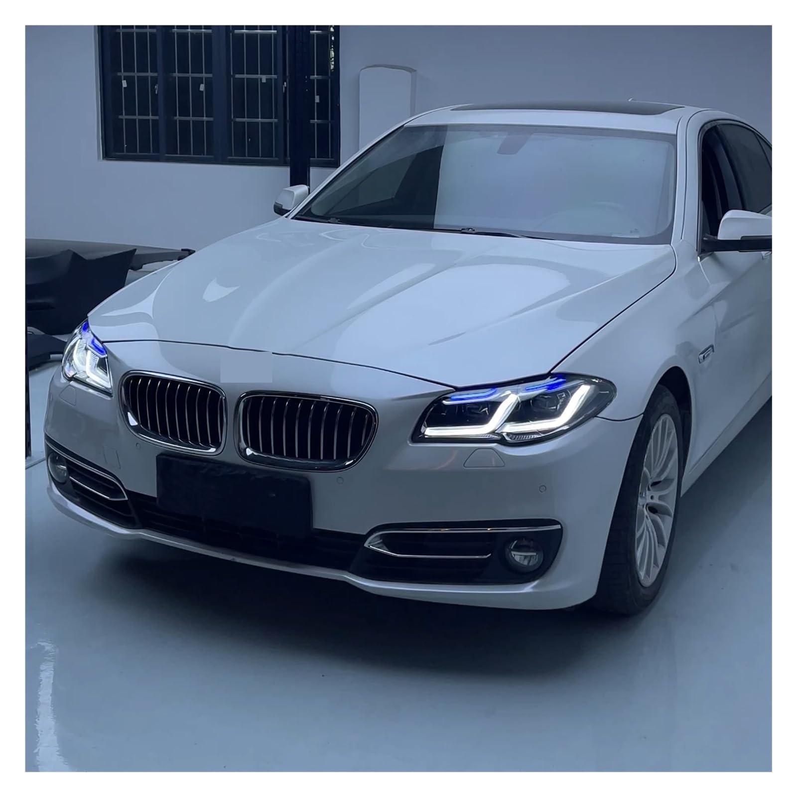 Accessori Auto Fari per BMW F10 Proiettore 2008-2017 Auto DRL Fendinebbia Luci Posteriori Rimorchio Indicatore di direzione Voiture Plug e P(-,)