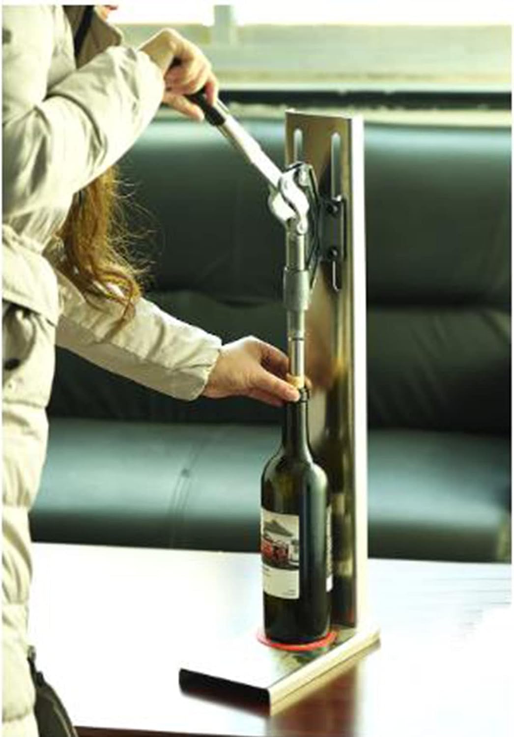 Wine Bottle Corker, Manual Wine Bottle Capper Bottle Corking Machine with 2 POM Head, for Wineries, Wine Producers, Bars, Restaurants, Hotels