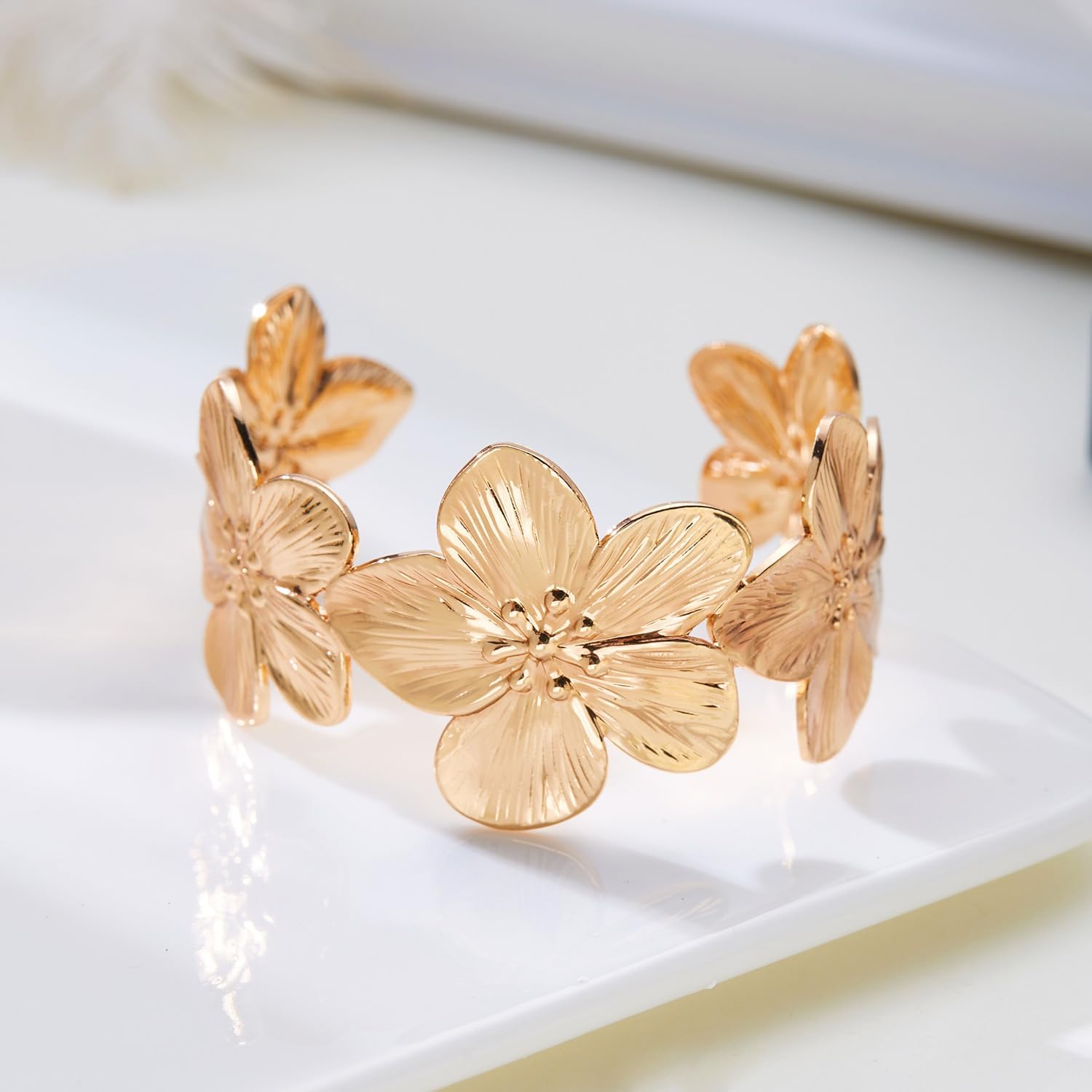 CJIAYUJEW Chunky Golden Flower Bracelet Vintage Gold Butterfly Bracelet Gold Declaration Flower Open Cuff Bracelet for Women Fashion Jewelry - Image 5