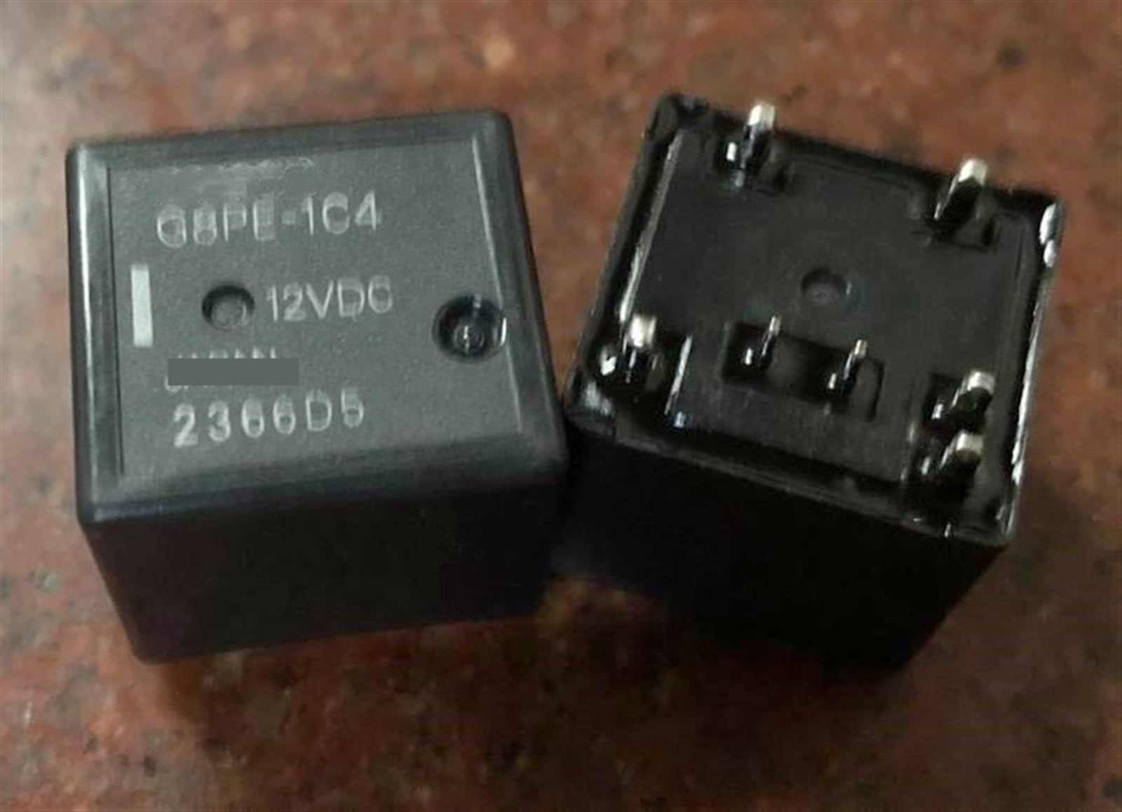 Relé G8PE-1C4 12V CC de 7 pines para control y conmutación de circuitos 3