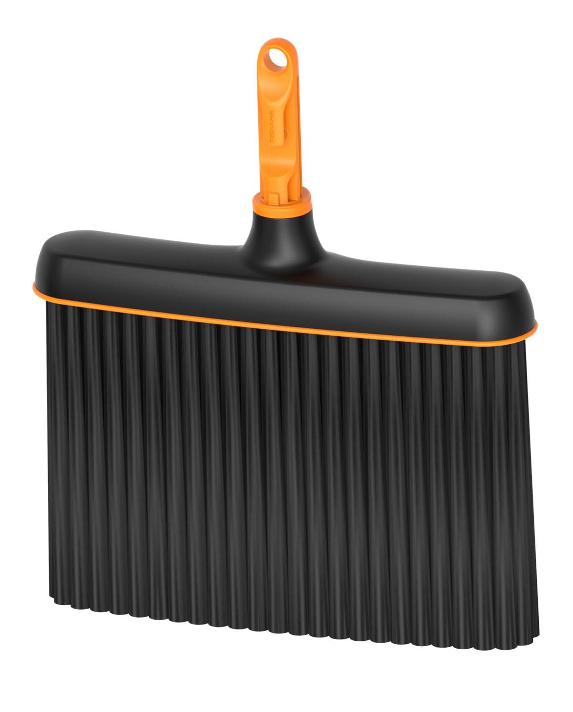 Fiskars OneClick Scopa, Robusta Testina per Sporco Grossolano e Foglie, Sostituzione Facile con un Solo Clic, Setole più Lunghe, Nero/Arancione, 1080699