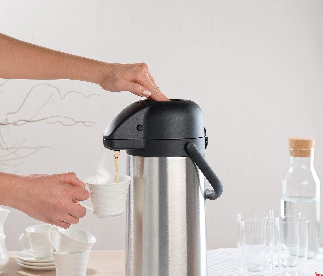 Rosenstein & Söhne Jarras para bebidas calientes - Latas de bomba: Jarra de vacío de doble pared con sistema de bombeo, Acero inoxidable, 3 litros (Jarra de bomba, Dispensador de café, Termo)