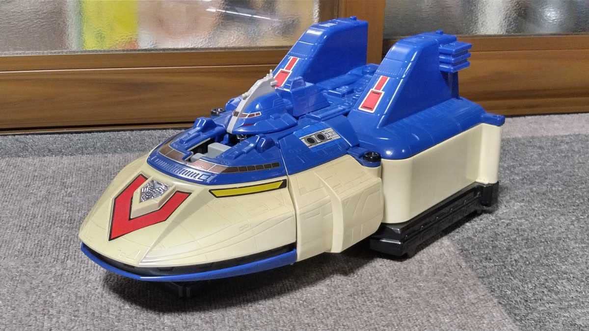 Amazon.co.jp: 星獣戦隊 ギンガマン 超星獣要塞 ギガバイタス : おもちゃ 