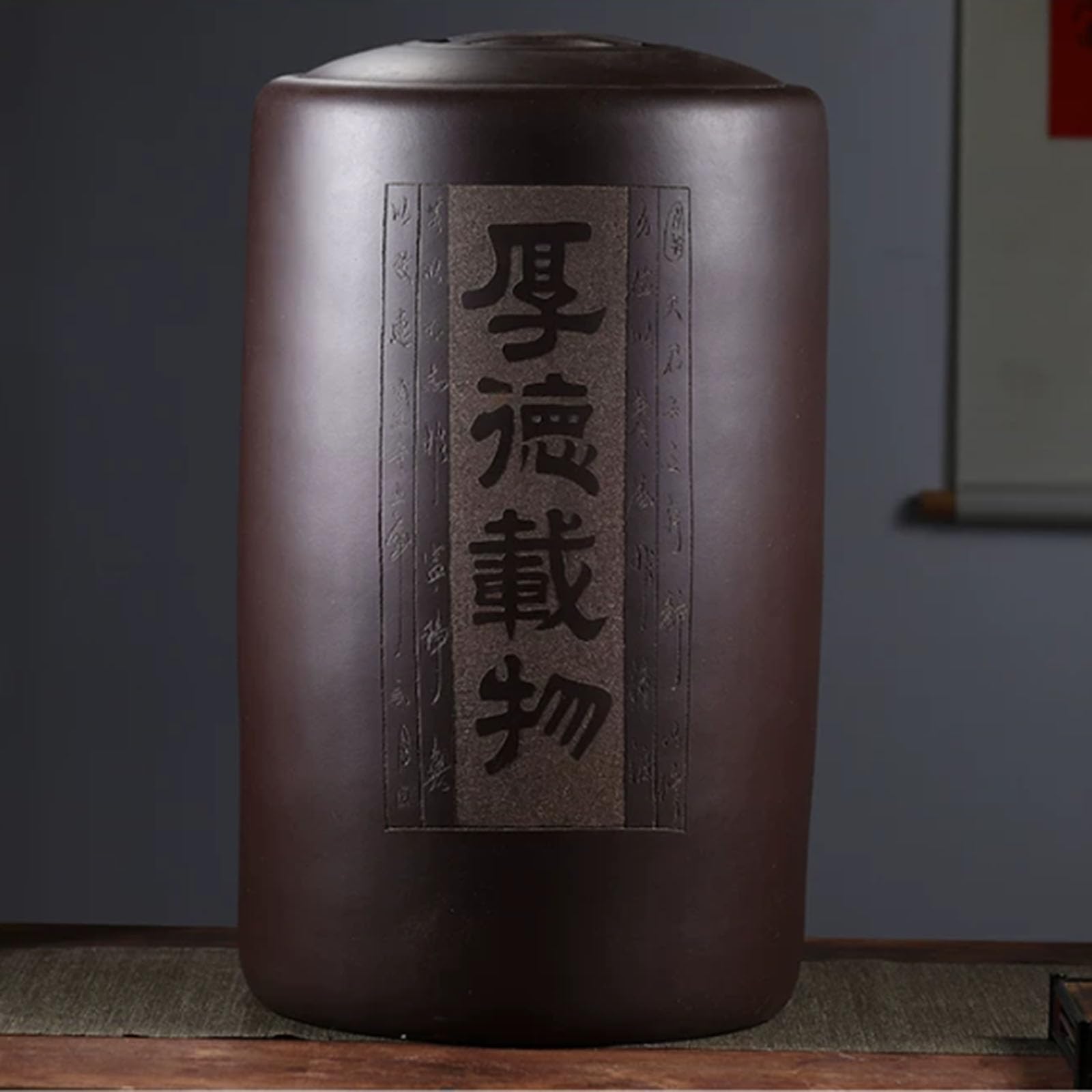 Chinese Ceramic Rice Container, Ceramic Rice Jar with Lid, Airtight Container, Grain Dispenser, Ceramic Storage Jar, Suitable for Rice, Soybeans, Coffee Beans, Sugar, and Snacks. D 25KG/55LB