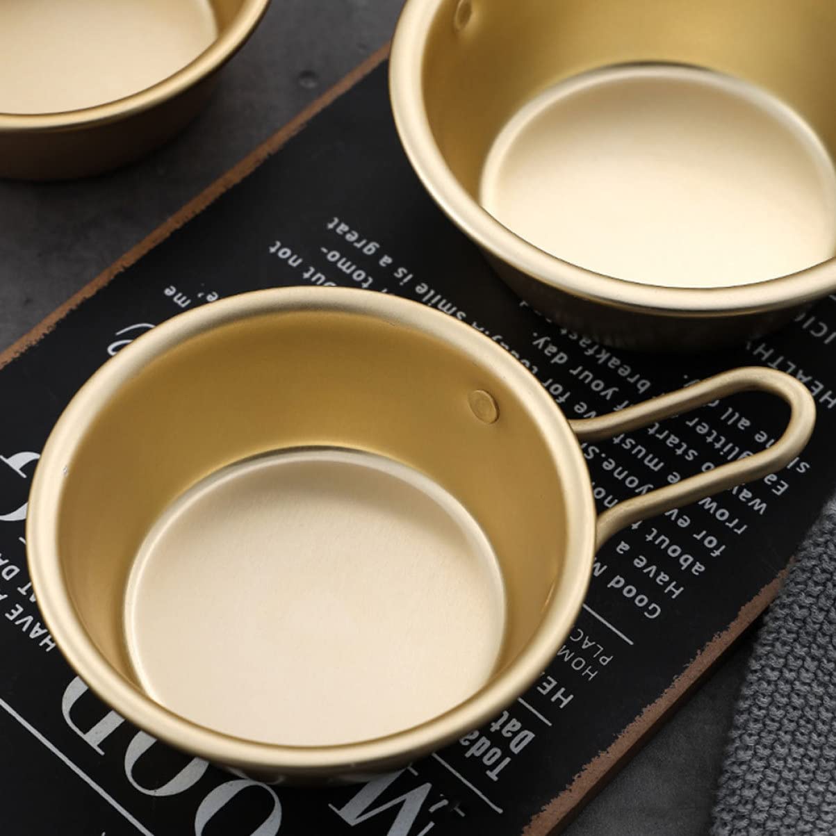 Alipis 2 Juegos Cuenco De Aluminio Amarillo Lá Tazón De Frutas Mezclar Tazones De Almacenamiento Exquisitos Tazones De Vino Coreanos Exquisitos De Aluminio Golden 4 Uds * 2