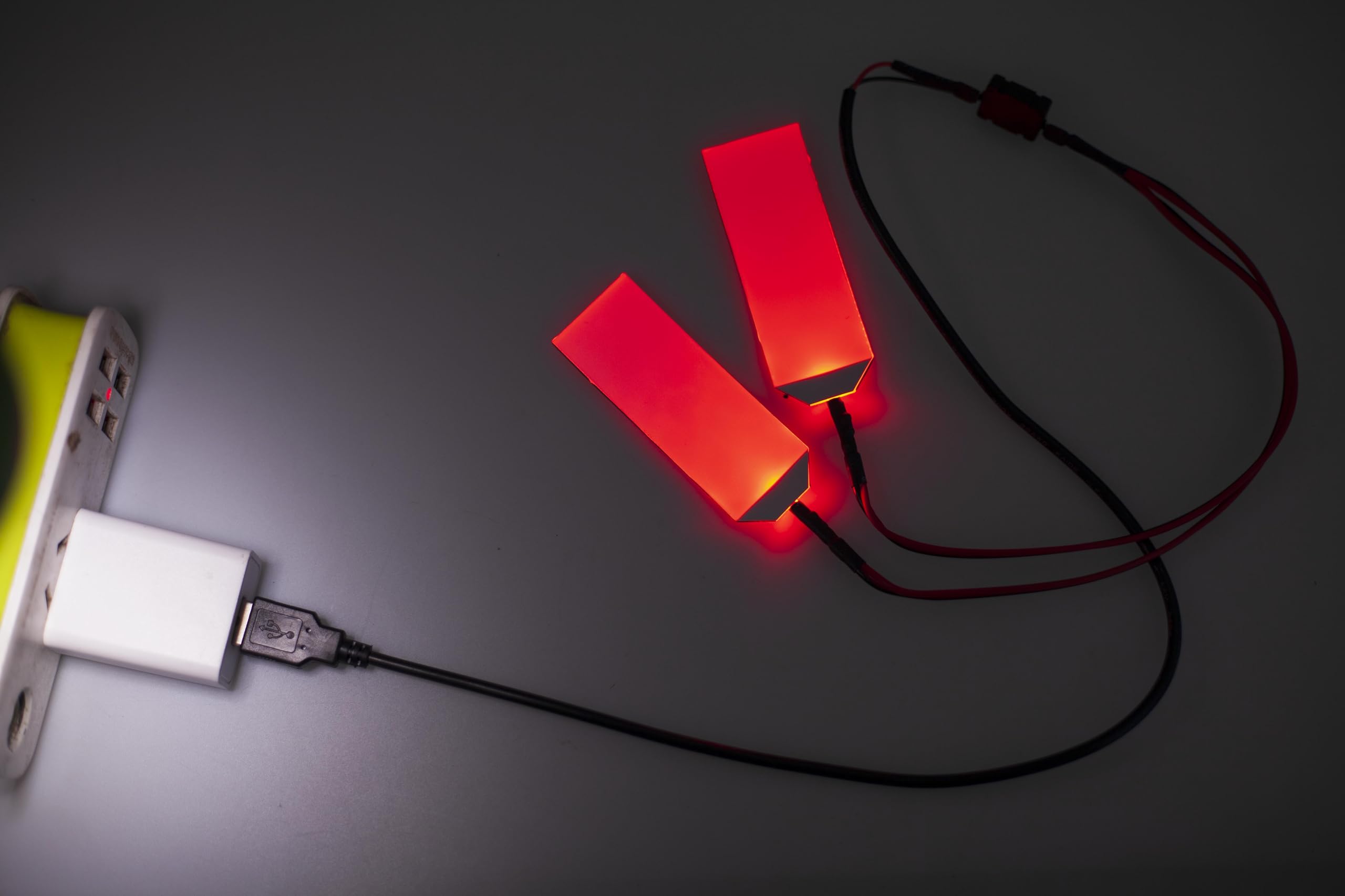 [USB Universal] Iron Man LED Light 30" Cable, Iconic for Iron Man & Batman. Solves Battery Issues, Switch Button for Convenience (red)