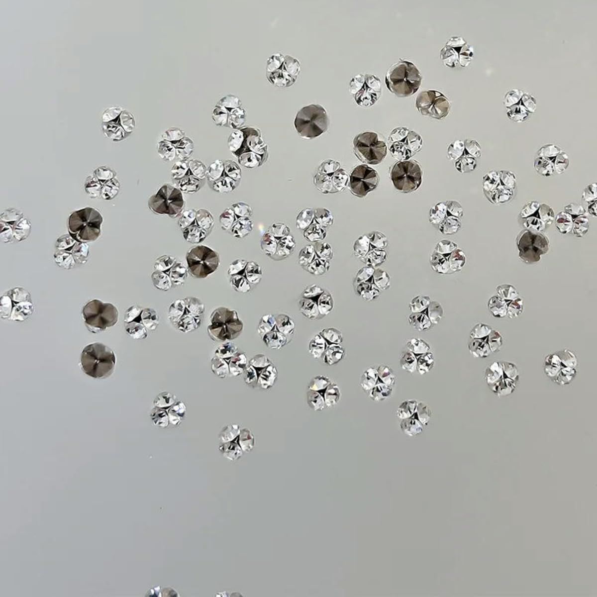 CIVIOOH 20Pcs 3D Clear Nail Art Rhinestones 2-6mm Sparkle Mini Diamonds Nail Art Decorations DIY Crafts Manicure Accessory