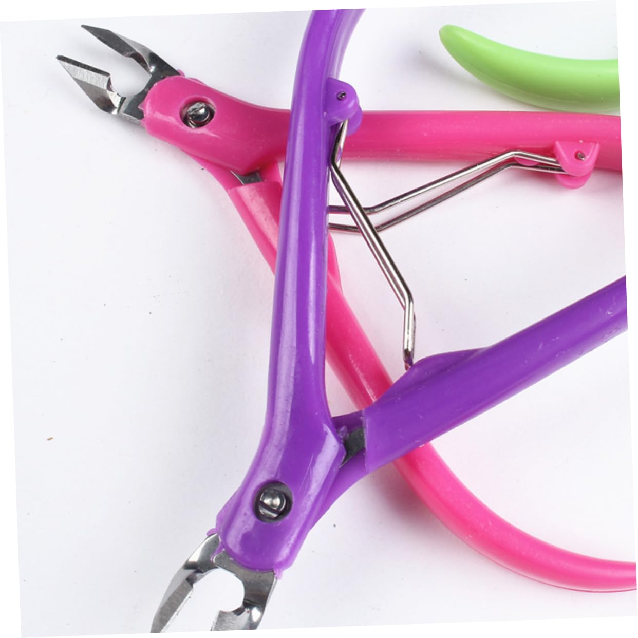 Ipetboom Manicure Kit with 3pcs Cuticle Scissors Plastic Handle Nail Clippers for Home Salon Use Random Color