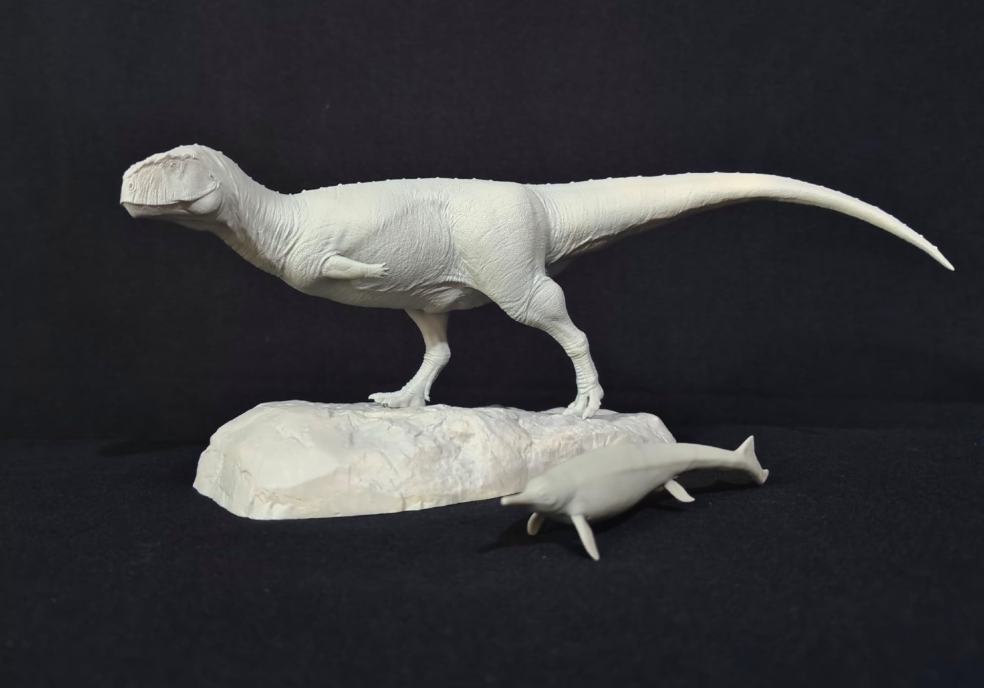 Amazon | BACALYSO | 1/35 スケール ピクノネモサウルス フィギュア