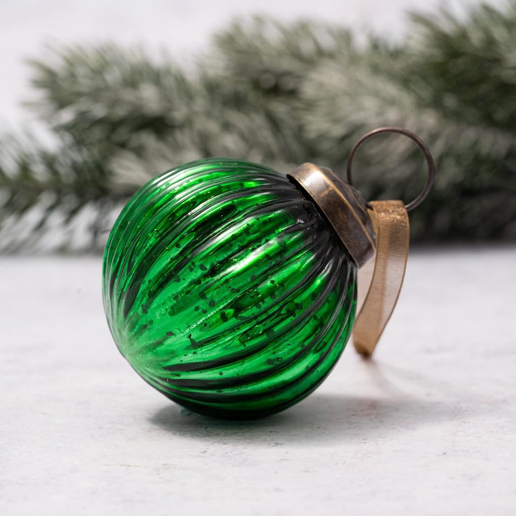 Arthur Cameron Emerald – Small Ribbed Glass Bauble – 5Cm Hand-Blown Mini Christmas Tree Decoration – Elegant Xmas Baubles & Small Christmas Baubles With Bronze Cap & Organza Ribbon (Emerald)