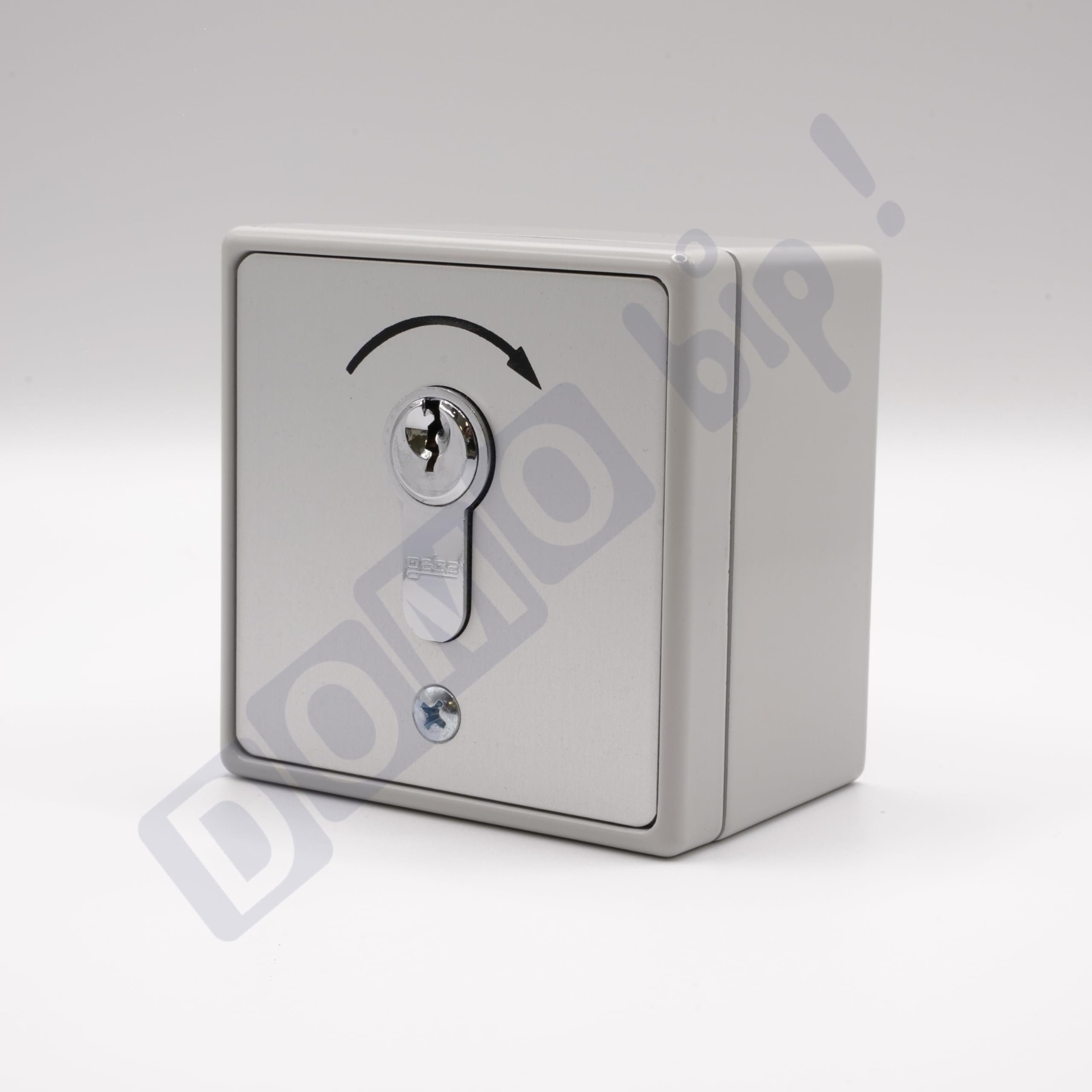 GEBA M-APZ 1-1T/1 - Contattore a chiave a 1 direzione impulso per cancello e porta del garage - Barilotto europeo + 3 chiavi - Rif. 007.1101.10 + 1 Goodies DOMOBIP